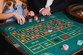Live roulette table interface at goltogel88 login with live dealer feed and betting layout
